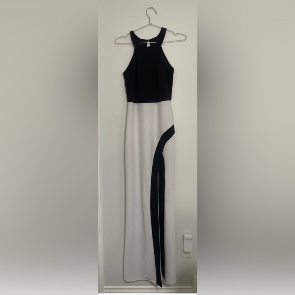15. Le Chateau Maxi Dress